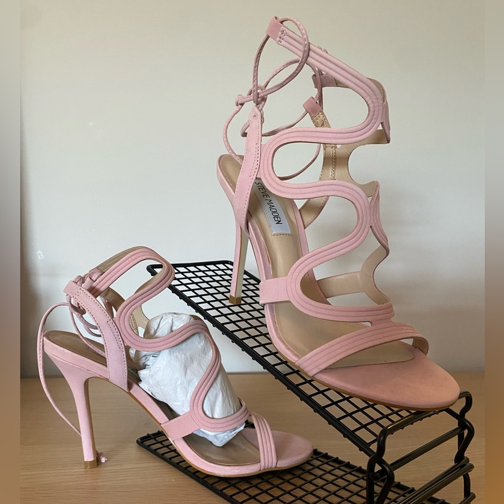 Steve Madden pink heel